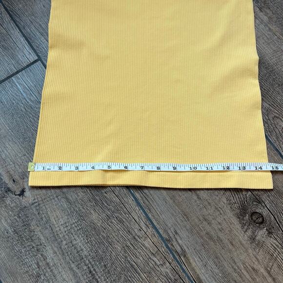Athleta Renew Seamless Racerback Yellow Tank Women’s Size Small - Picture 4 of 5